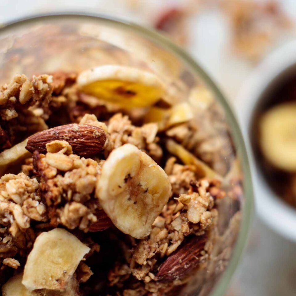 banana bread granola close up