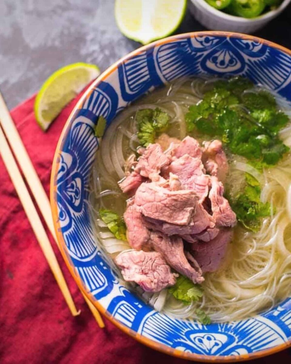 pho thai recipe with cilantro and onions