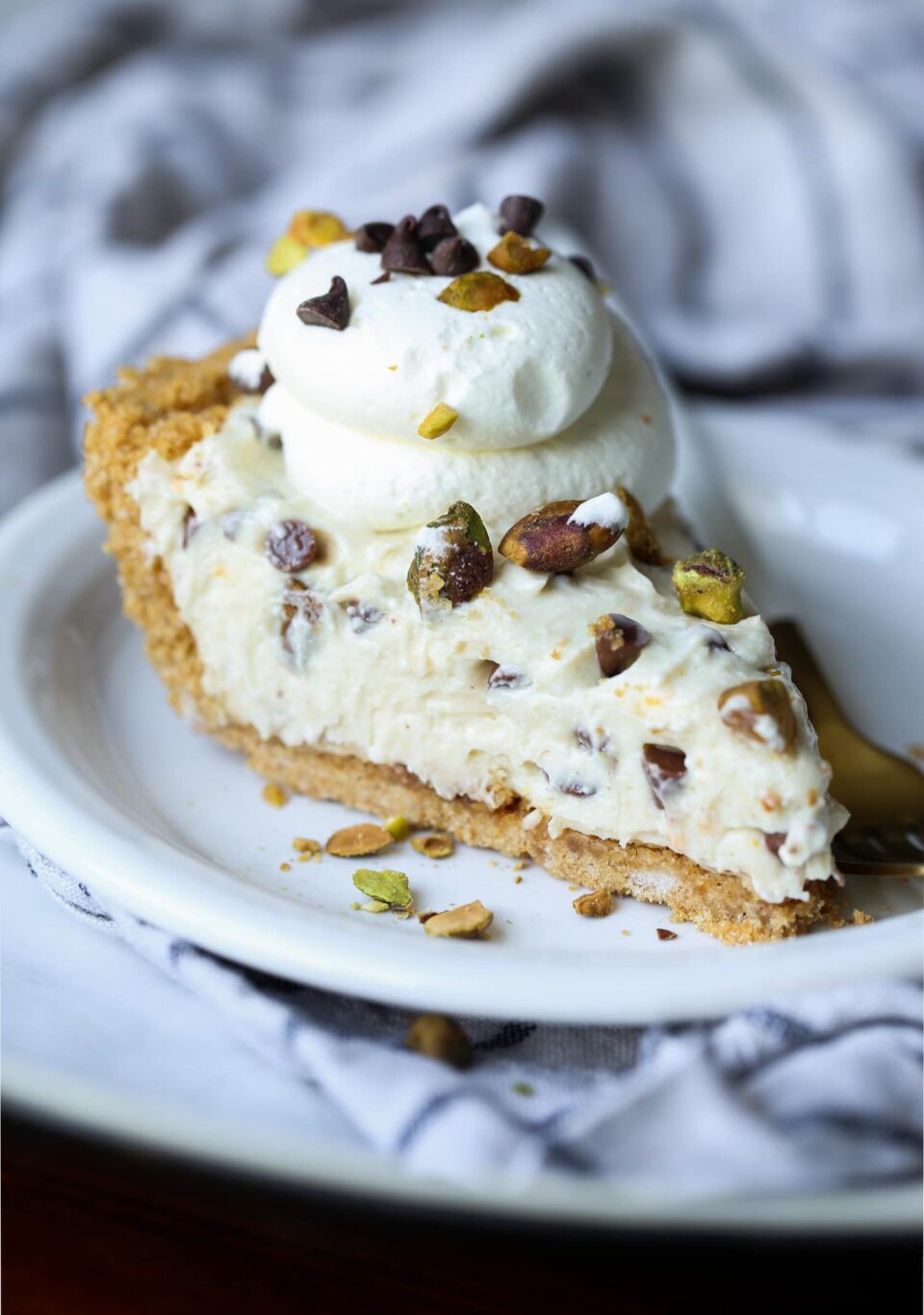 No Bake Cannoli Cheesecake